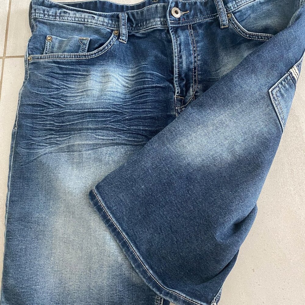 Mens shorts jean size 36 ,soft streachy Buffalo